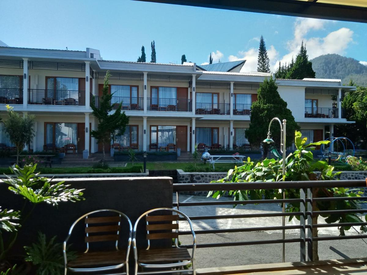 Hotel Pondok Asri Тавангмангу Экстерьер фото