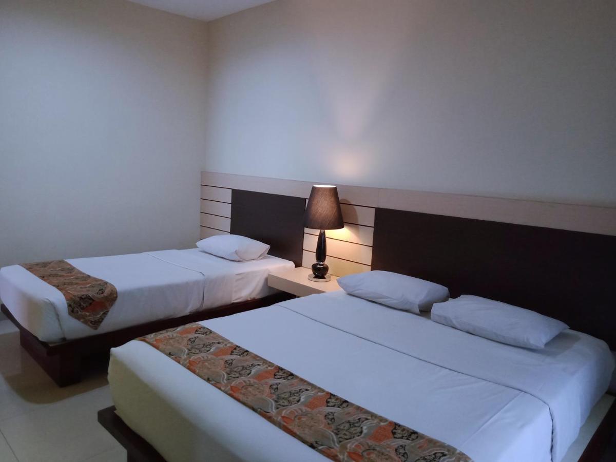 Hotel Pondok Asri Тавангмангу Экстерьер фото