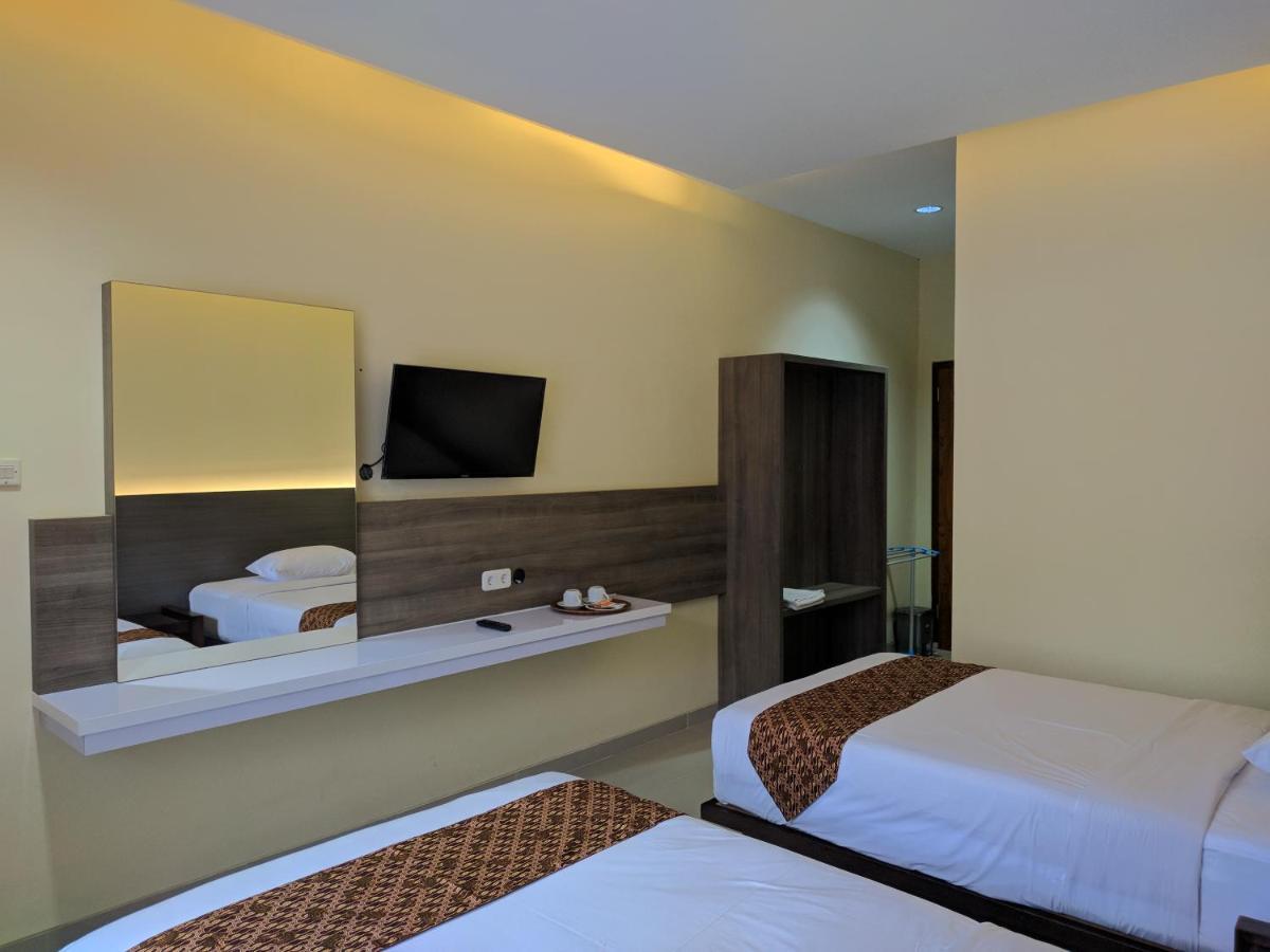Hotel Pondok Asri Тавангмангу Экстерьер фото