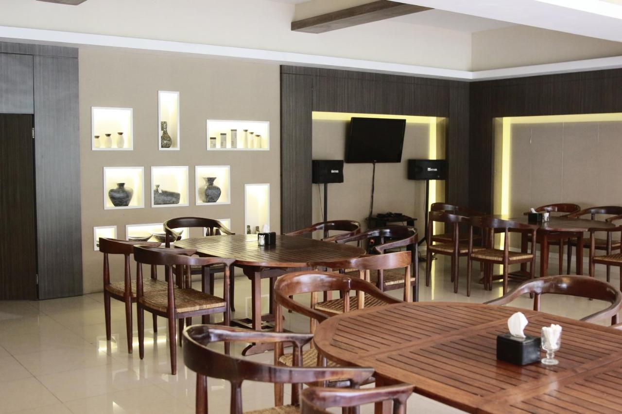 Hotel Pondok Asri Тавангмангу Экстерьер фото