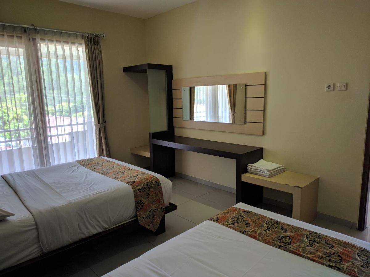 Hotel Pondok Asri Тавангмангу Экстерьер фото